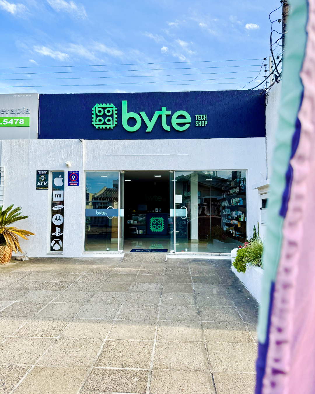 Entrada da Byte Tech Shop